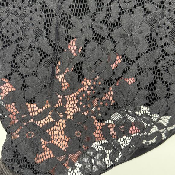 Saks Fifth Avenue Wool Cashmere Blend Lace Back Short Sleeve Sweater Small NWT - Picture 7 of 9